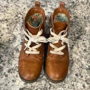 Girls Brown Lace up Boots